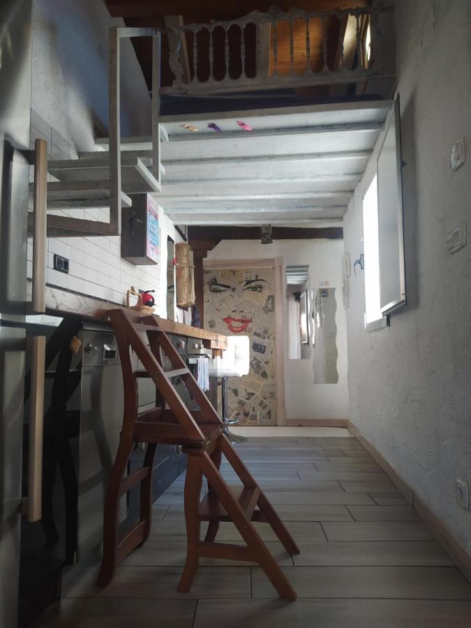 Apartamento Buhardilla Casco Historico Burgo Exterior foto